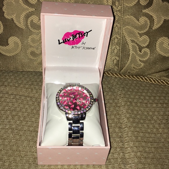 💖NWT Betsey Johnson Silver Watch w/Crystals - Picture 5 of 7
